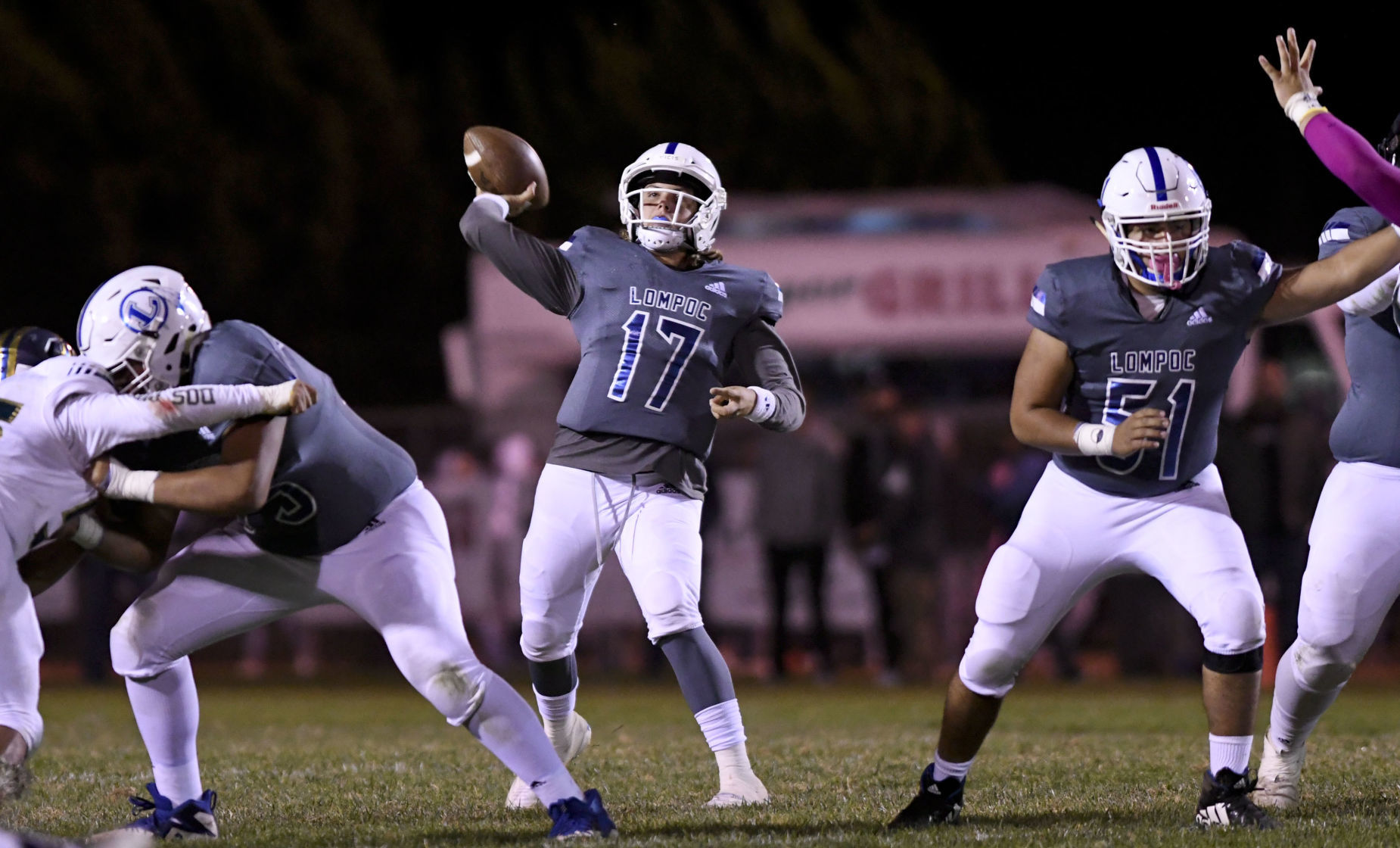 101119 DP Lompoc football 04.jpg